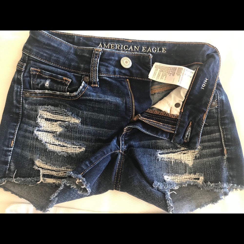 American Eagle, barely worn shirts. Size 00.